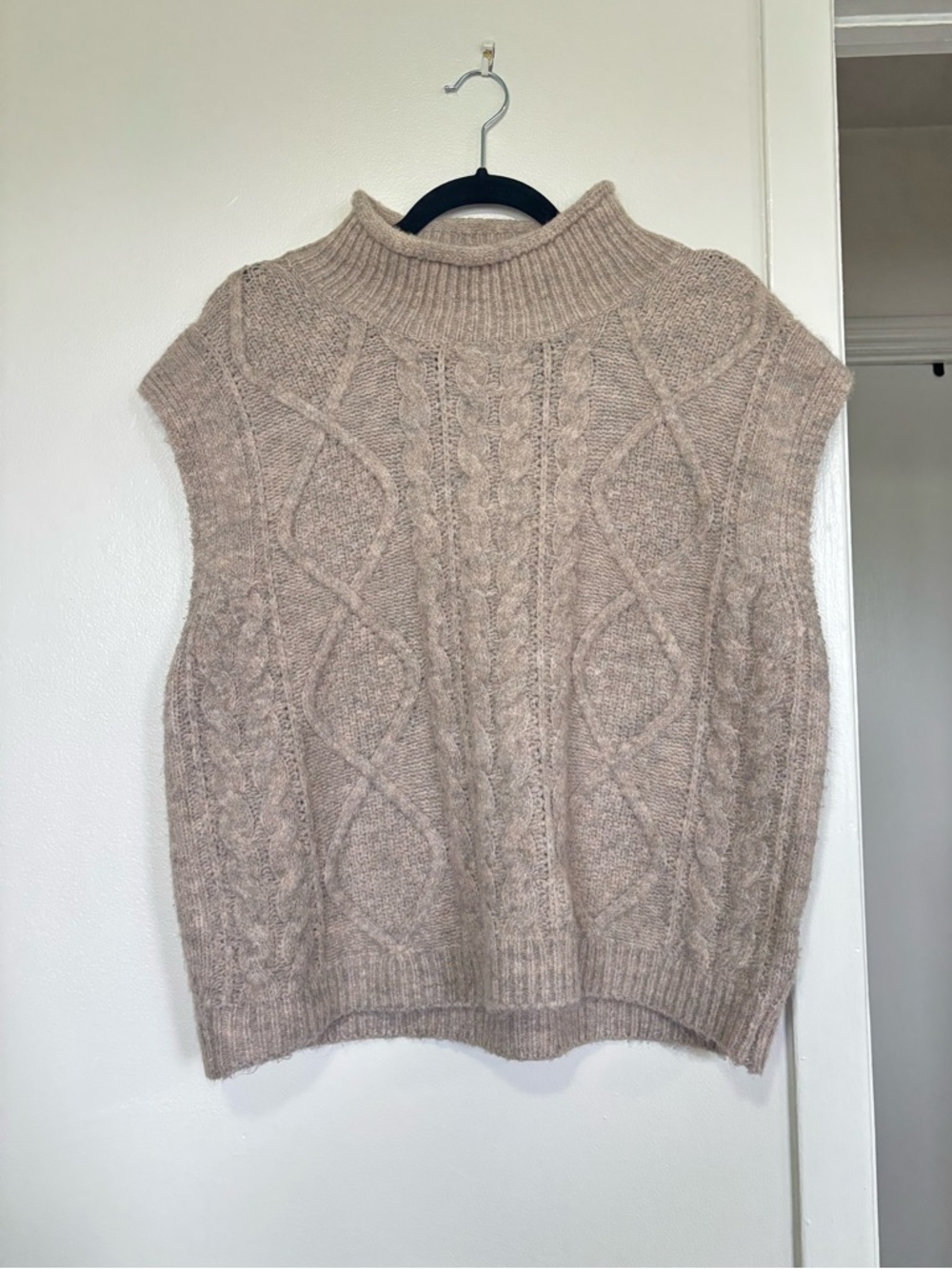 Heartloom Cable Knit Sweater Vest